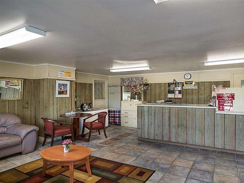 Rodeway Inn Westminster Buitenkant foto