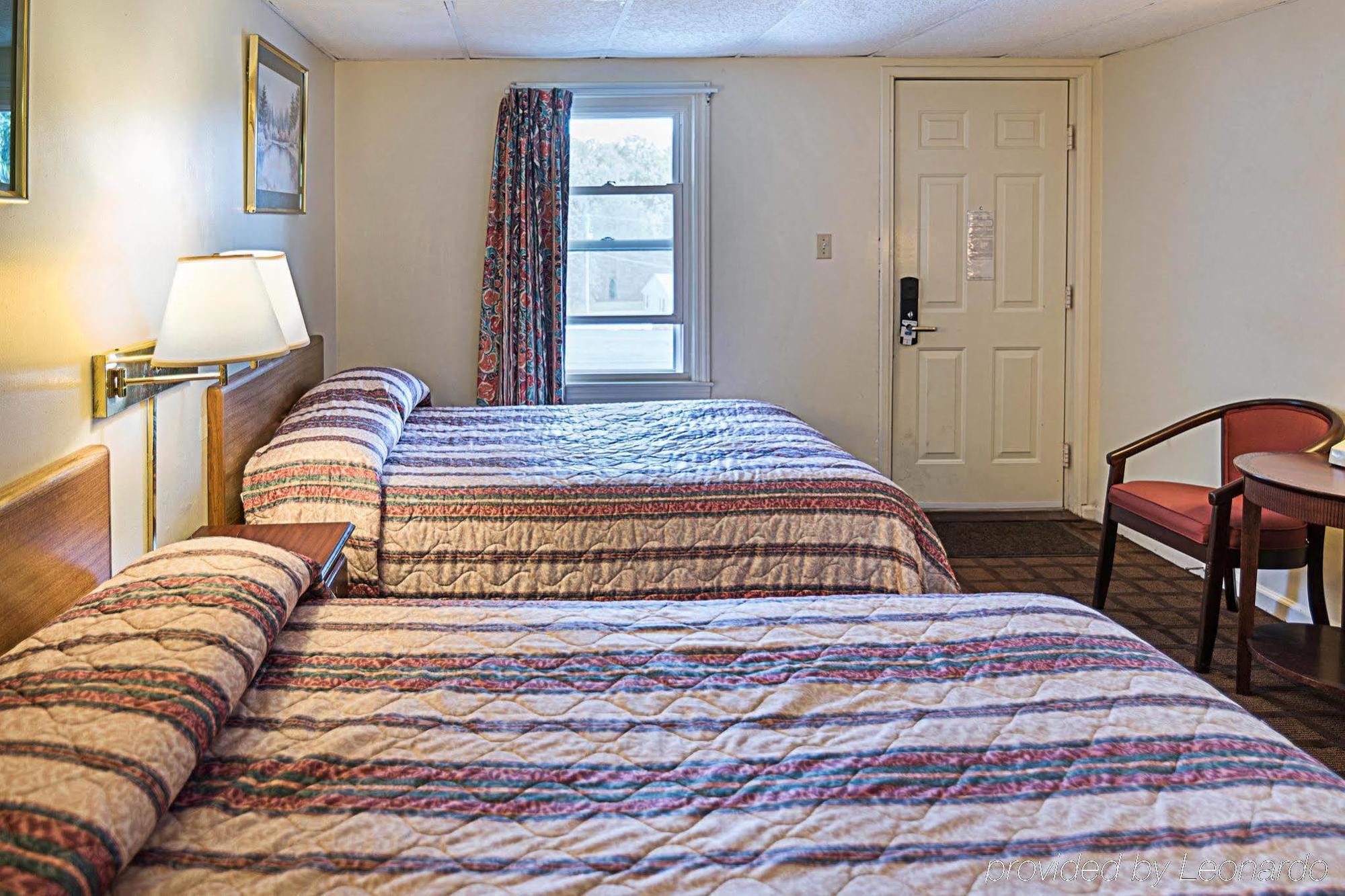 Rodeway Inn Westminster Buitenkant foto